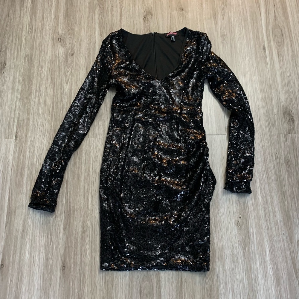 Black palette mini dress long sleeve